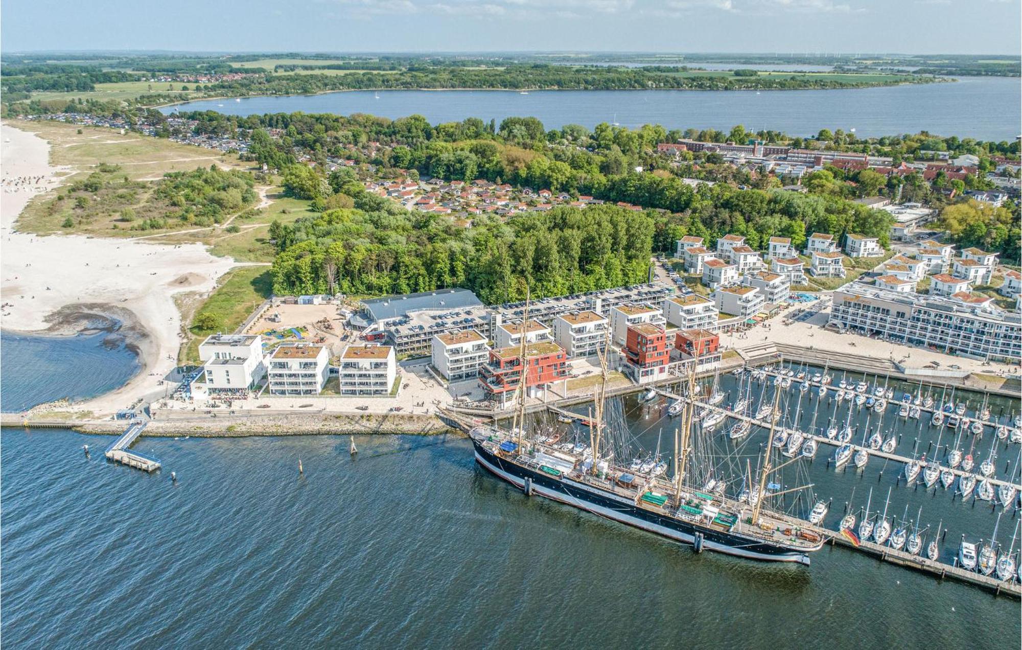 Cozy In Travemuende With Sauna Apartment